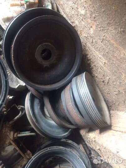 Renault Logan Сандеро Ларгус шкив коленвала