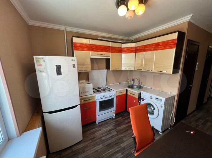 1-к. квартира, 38 м², 8/10 эт.