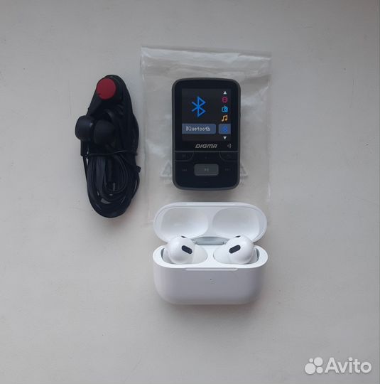 Bluetooth mp3 Плеер Digma Z4-16gb/Блютуз Наушники