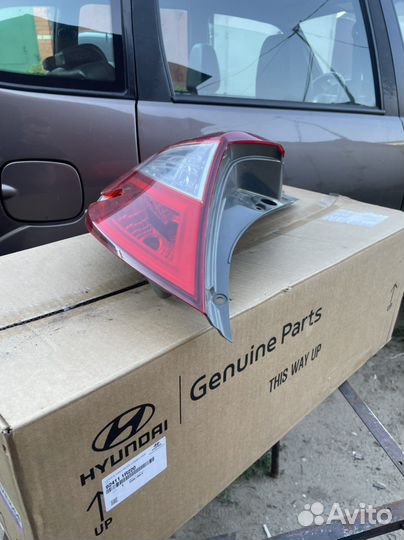 Задняя левая фара Hyundai Solaris 1