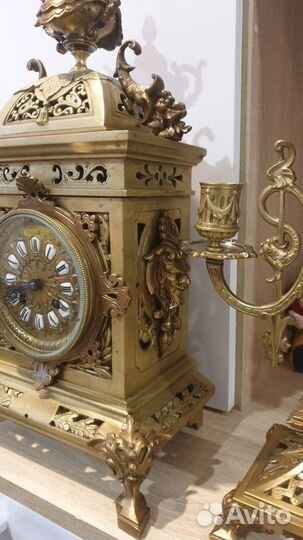 Часы каминные и настенные