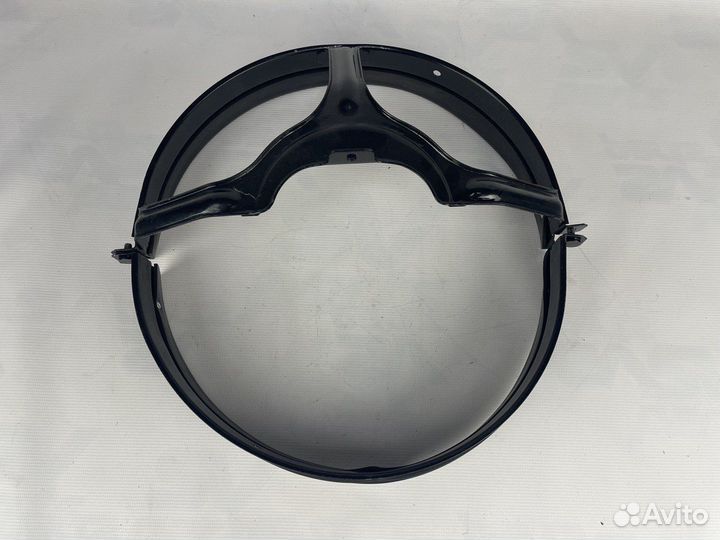 Кожух вентилятора (с уплотнителем) ваз 21213