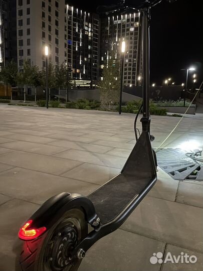 Электросамокат iconbit trident 105