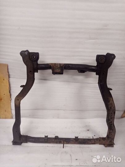 Подрамник hyundai accent