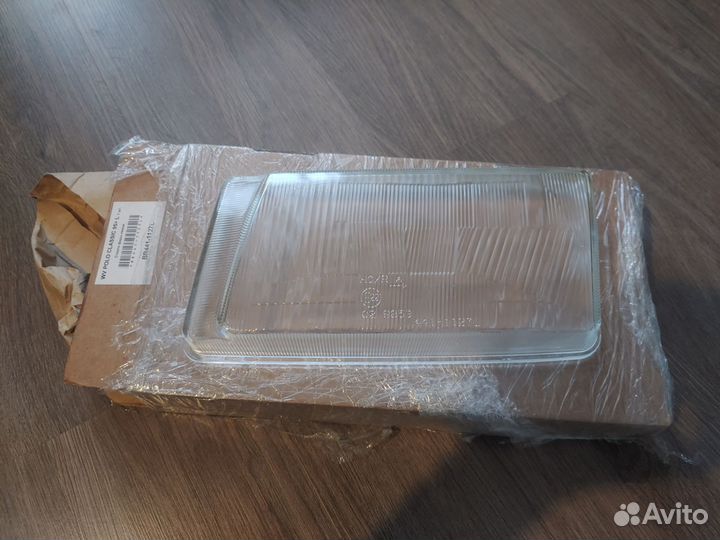 Стекло фары левое на volkswagen polo 3 classic