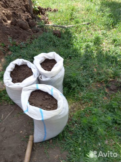 Навоз(перегной) готовый,чернозем хороший привезу