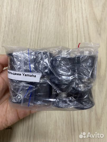 Капролоновые втулки для амортизаторов Rhino 700