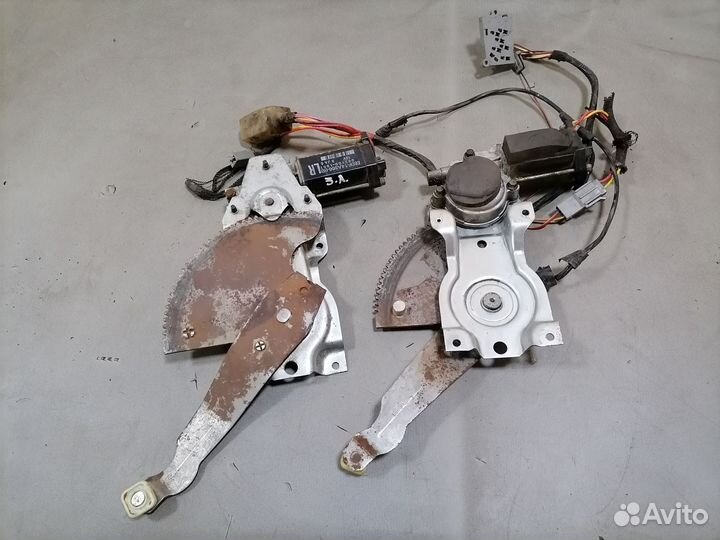 Стеклоподъёмник задний электрич.Ford Taurus 2 1995