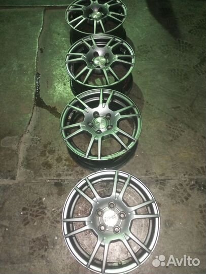 Продам литые диски