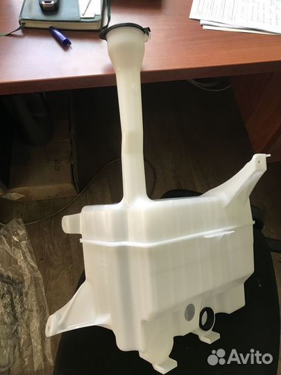 Бачок омывателя toyota camry 11-18/lexus ES250/350
