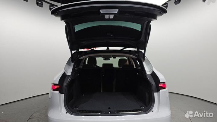 Jaguar F-Pace 2.0 AT, 2021, 74 816 км
