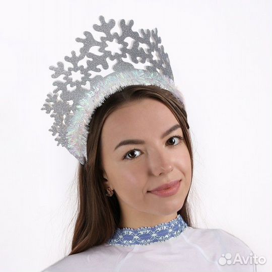 Продам/ сдам за 600 костюм Снежинки №2 на 2-4 года