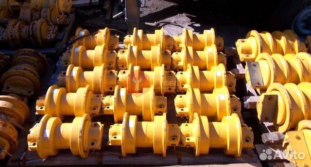 Каток опорный 9114679