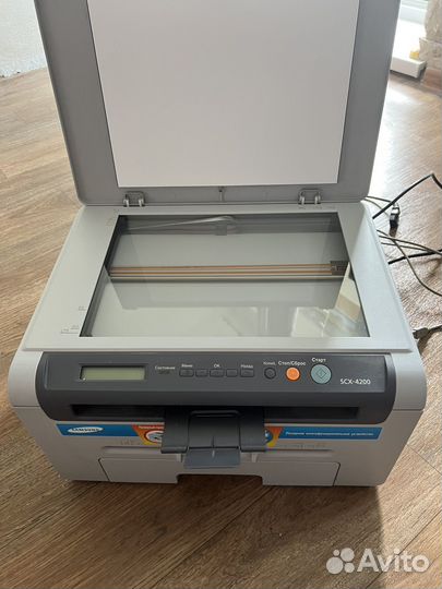 Принтер со сканером лазерный