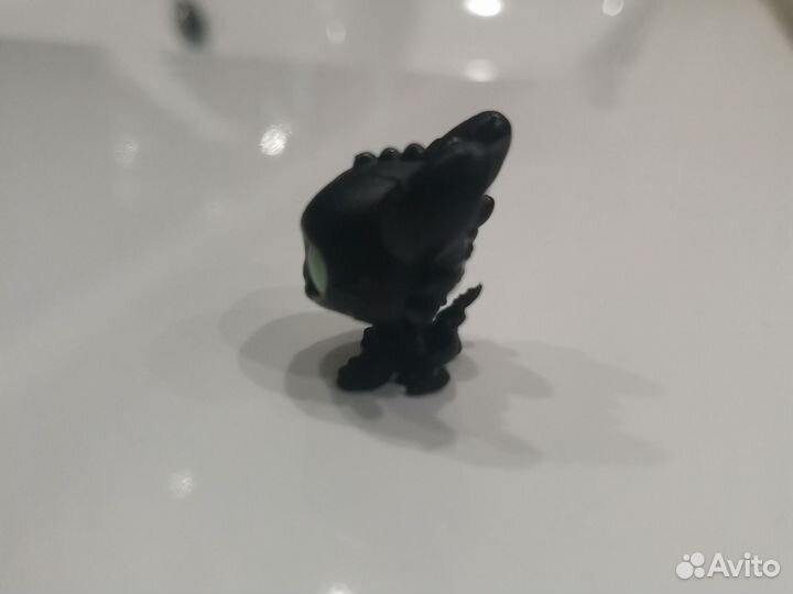 Беззубик фигурка