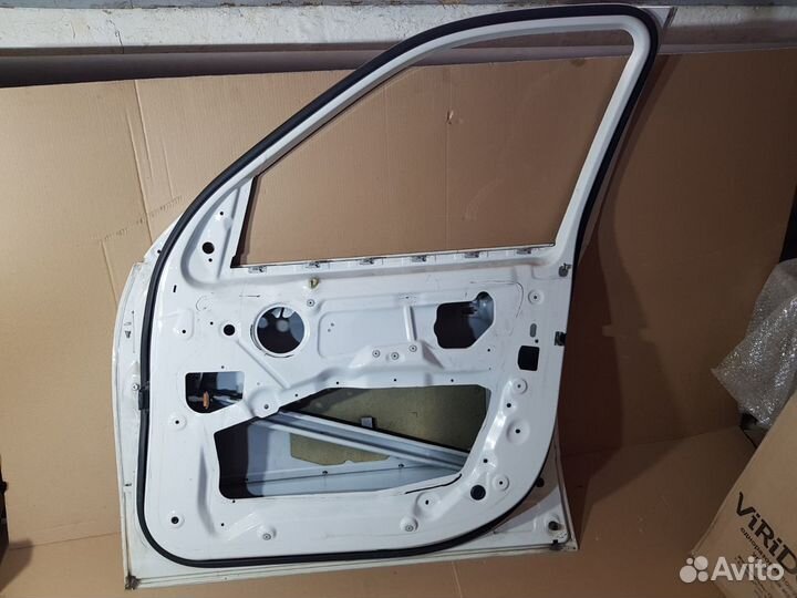 Дверь передняя правая Bmw X5 E70 N55B30 2011