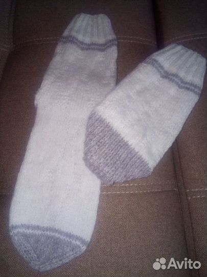 Носки шерстяные ручной вязки