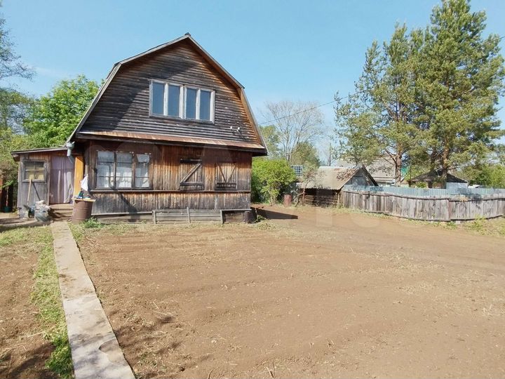 Дача 65 м² на участке 10 сот.