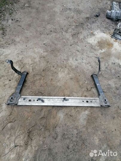 Передний подрамник рено меган 3