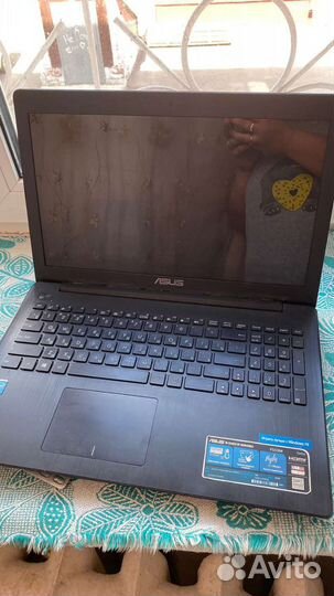 Ноутбук asus
