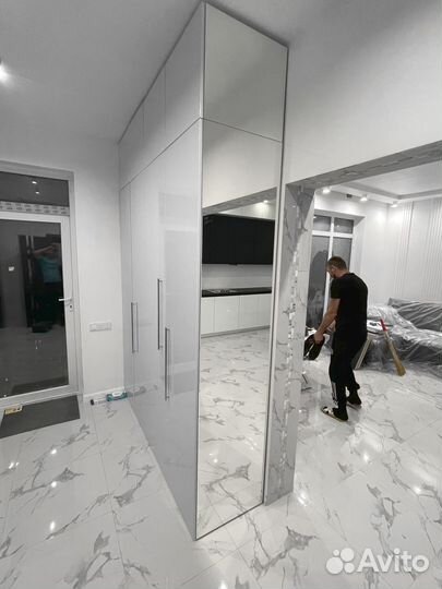 Шкаф / Шкаф на заказ