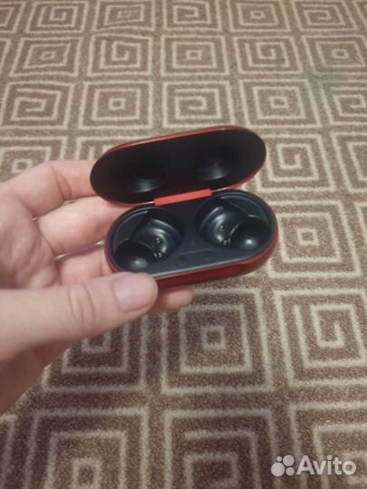 Кейс для наушников Samsung bads+