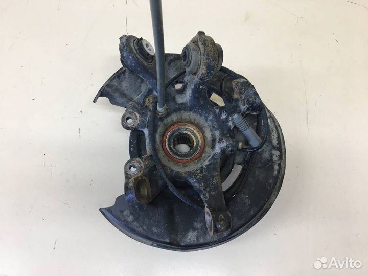 Кулак поворотный задний левый BMW 1-series E87/E81