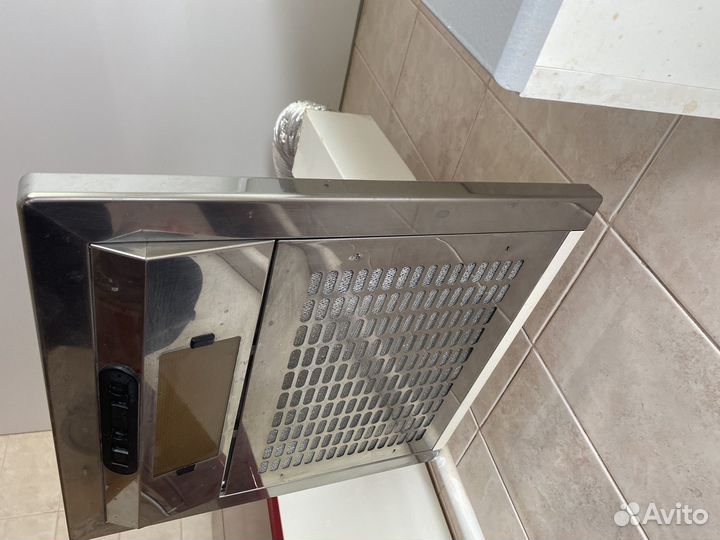 Кухонная вытяжка