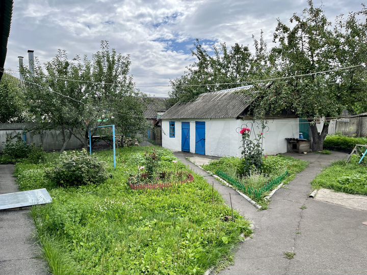 Дом 63,7 м² на участке 9 сот.