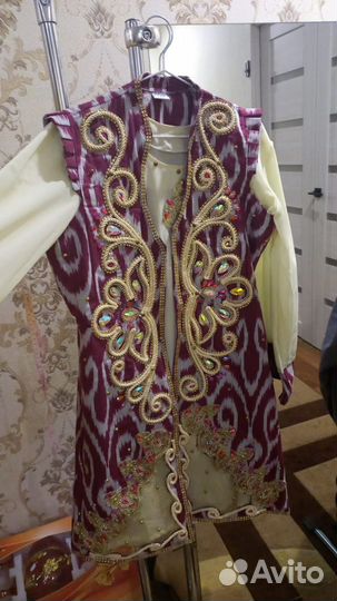 Национальный костюмы