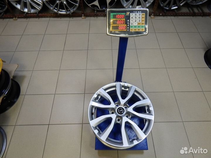 872 Оригинал Nissan X-Trail T32 R17 5*114.3 J7