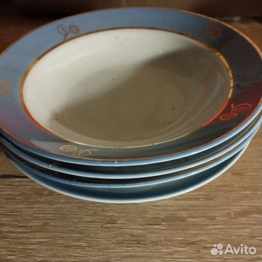 Глубокие суповые тарелки