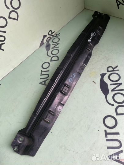 Планка радиатора Volkswagen Touareg 7L дорест