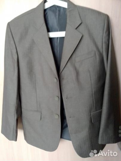 Школьный костюм