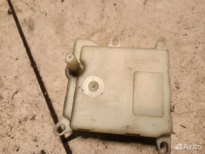 Блок управления заслонкой Ford Explorer 2