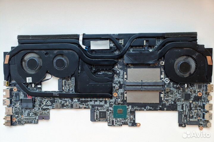 Нерабочая плата msi gs75 на запчасти