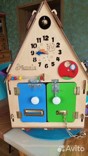 Бизиборд домик