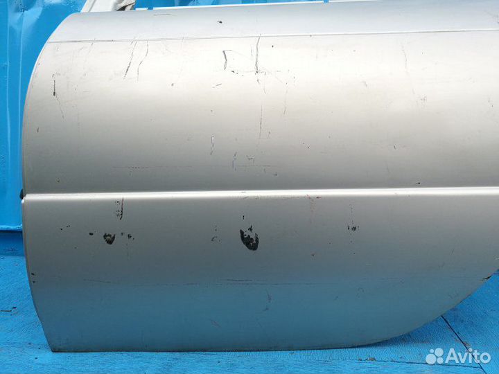 Дверь задняя левая Chrysler 300M