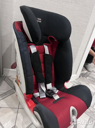 Автокресло britax romer advansafix (от 9 кг)