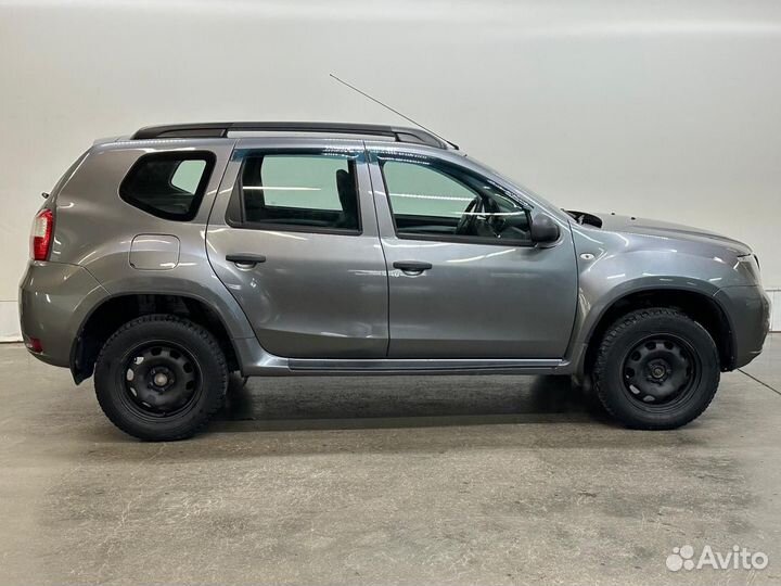 Nissan Terrano 2.0 AT, 2014, 150 000 км