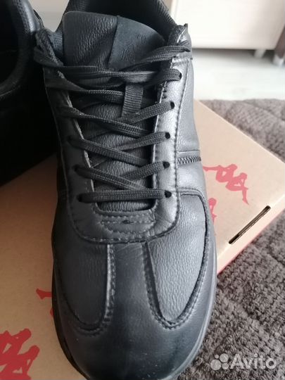 Кроссовки мужские 42 размер бу