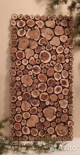 Панно из можжевельника