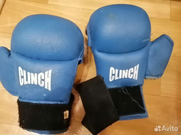 Перчатки clinch