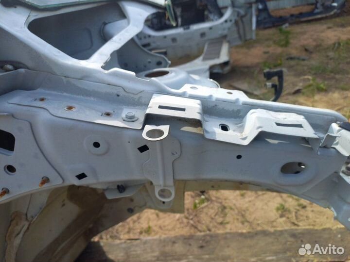 Лонжерон передний правый Peugeot 308 хэтчбек 2012