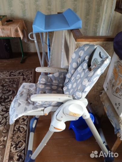 Продаю стульчик для кормления, пеленальный столик