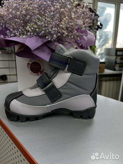 Лыжные ботинки spine