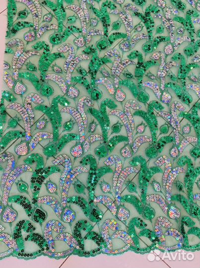 Продаются новые ткани белая, зеленая