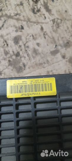 Подушка безопасности в торпедо вектра б