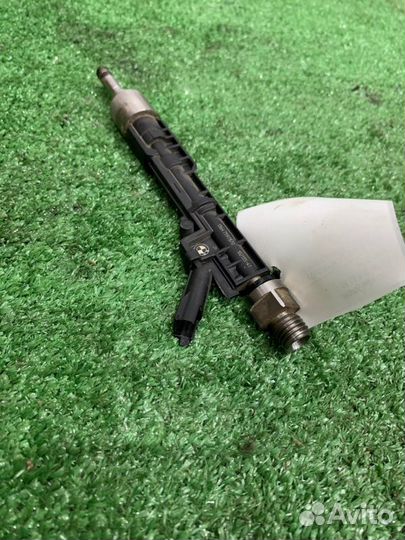 Форсунка топливная Bmw 520 F10 N20B20B 2012