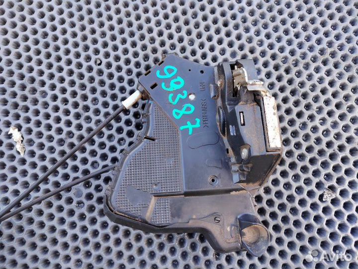 Замок двери прав. перед. Toyota Tundra, Sequoia